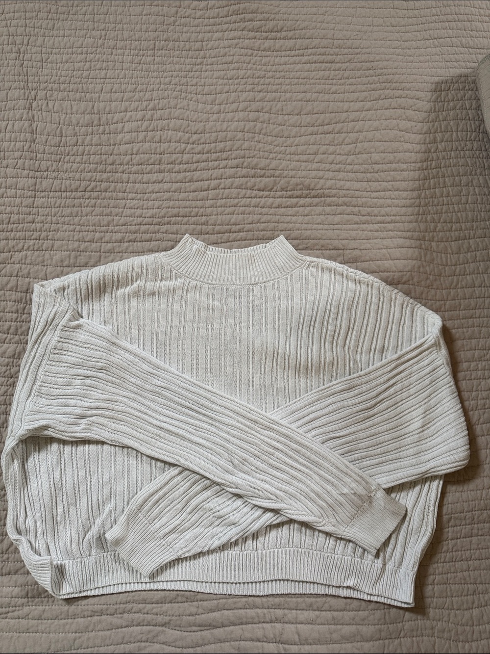 Hollister Light Cream Ribbed Mockneck Sweater